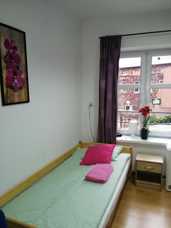 Hostel Gliwice Centrum Parking Kültér fotó
