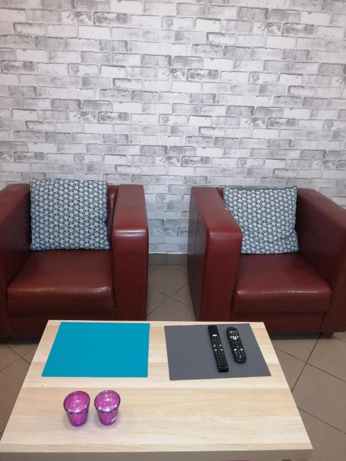 Hostel Gliwice Centrum Parking Kültér fotó