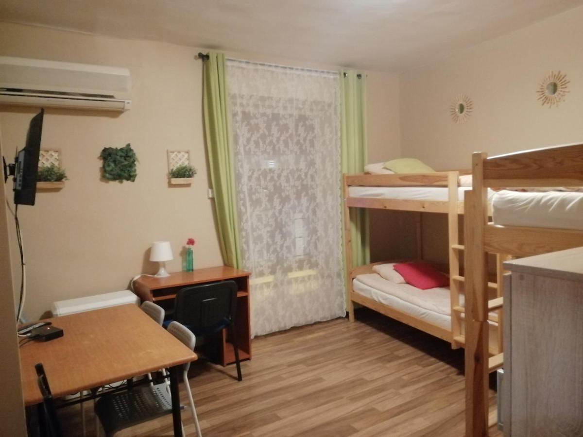 Hostel Gliwice Centrum Parking Kültér fotó